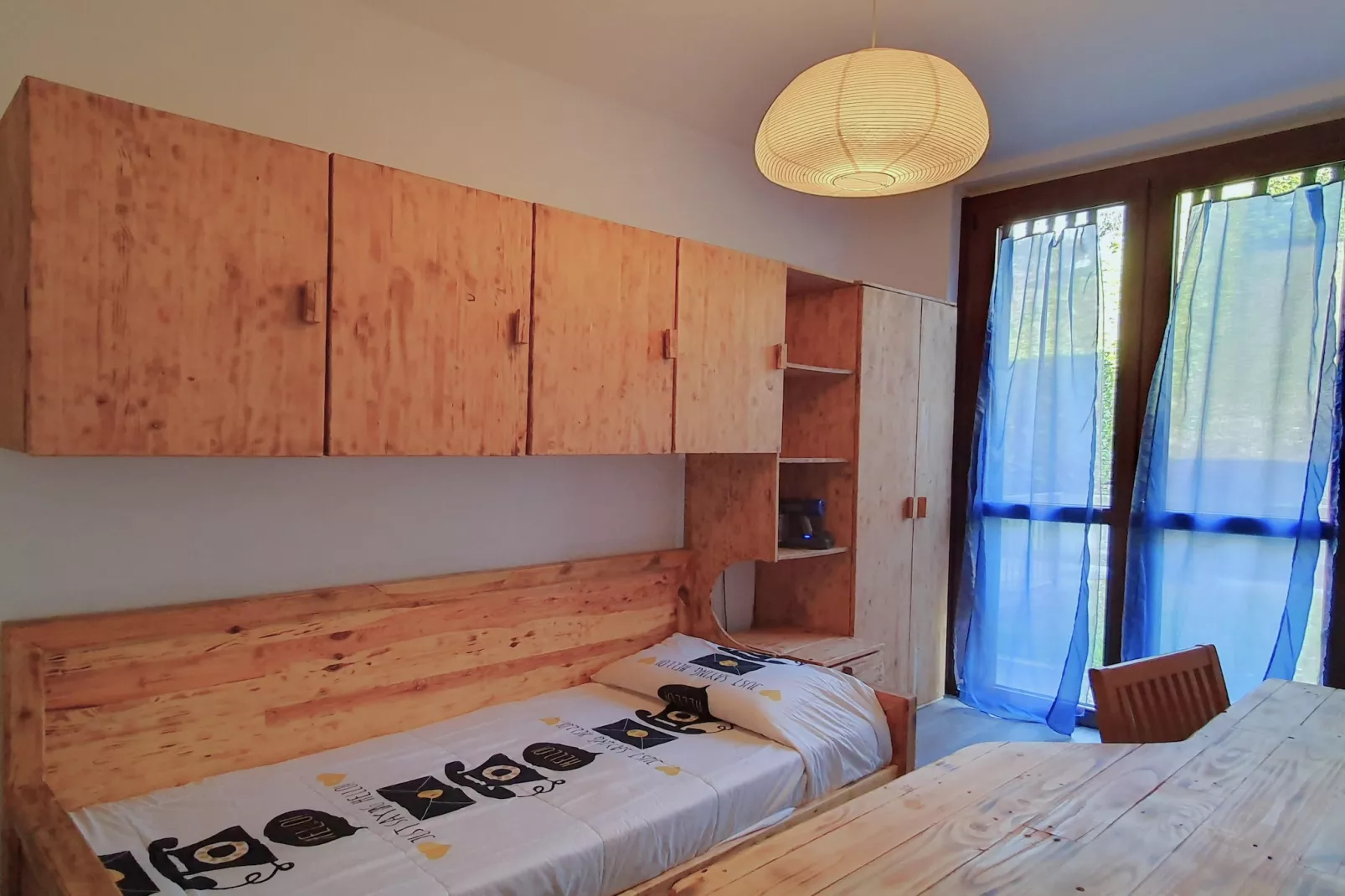 MICH-Bedroom