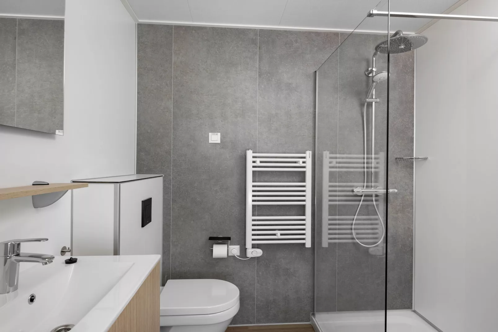 Beach Resort Brouwersdam 1-Bathroom