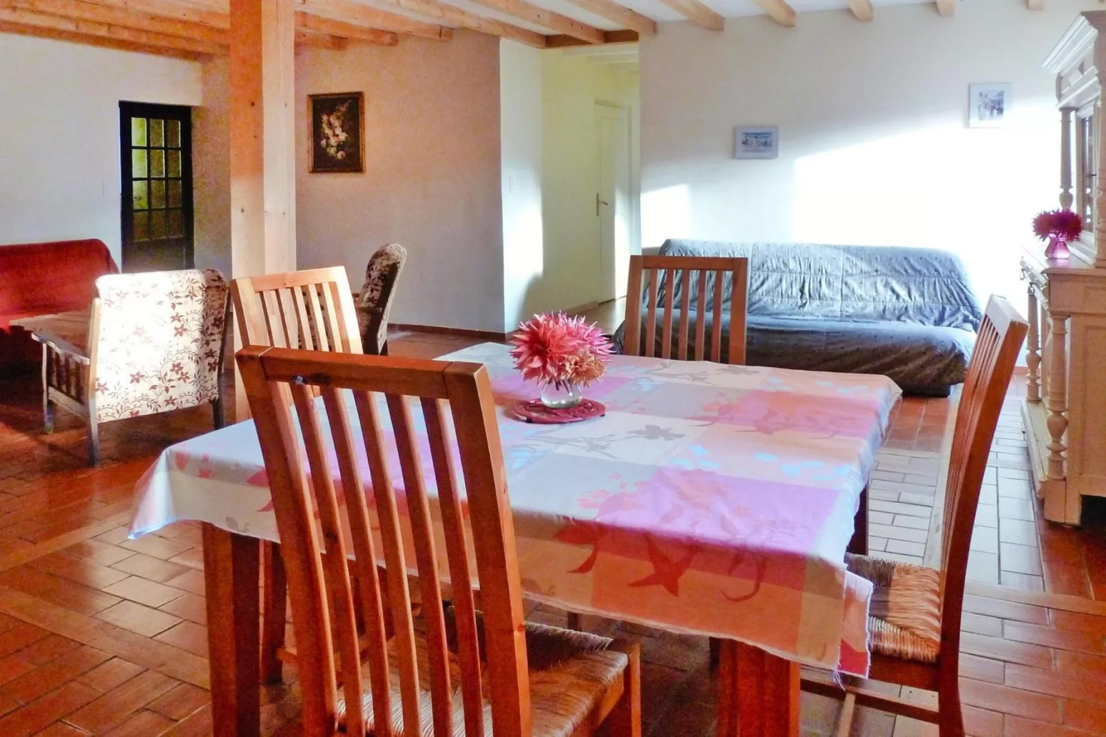 Ferienwohnung in Retournac-Dining room