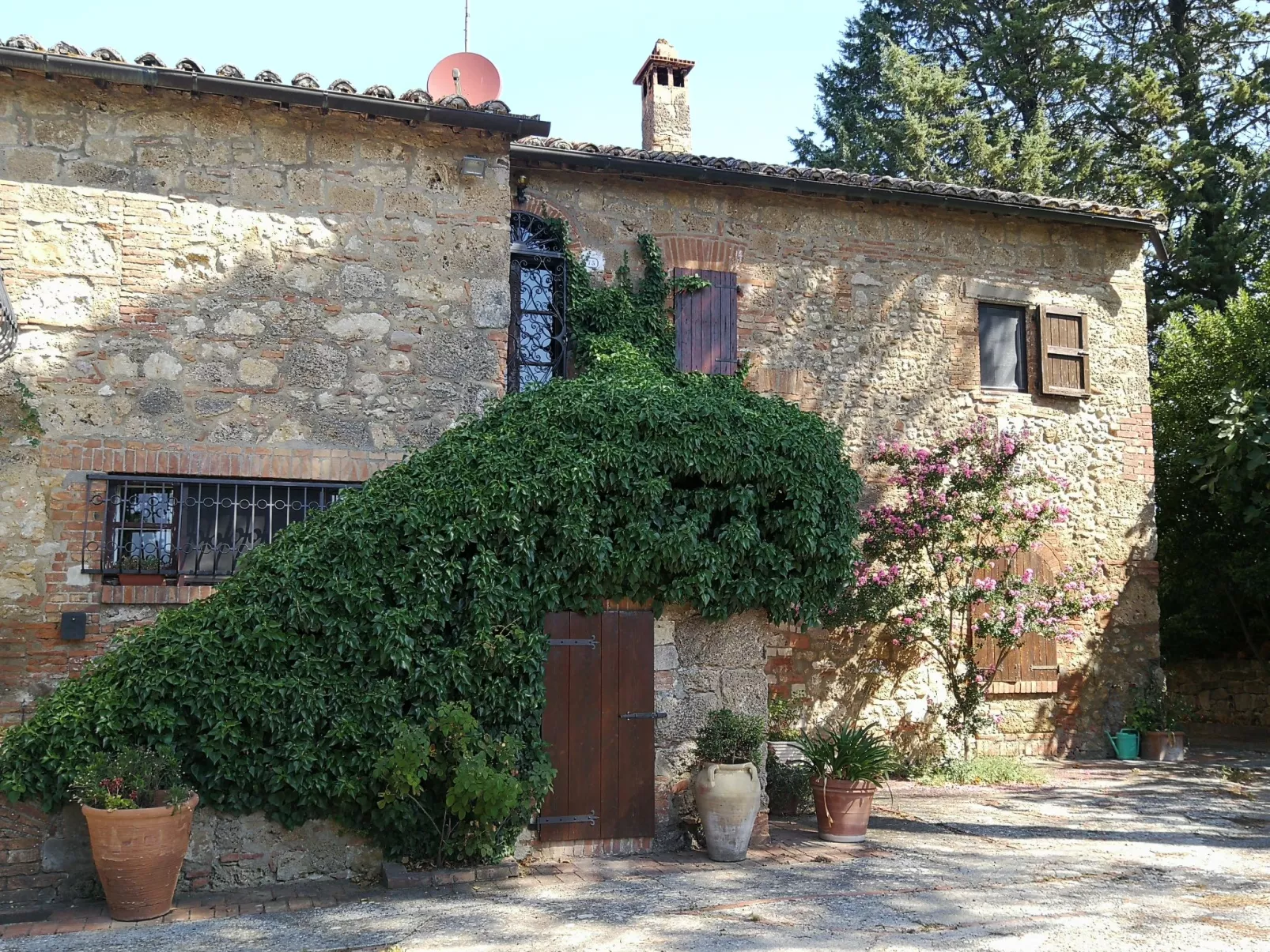 Villa Alari-Dehors
