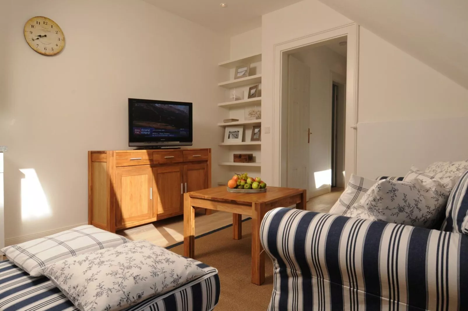 Gutshaus Zicker -Wohnung 9-Living room