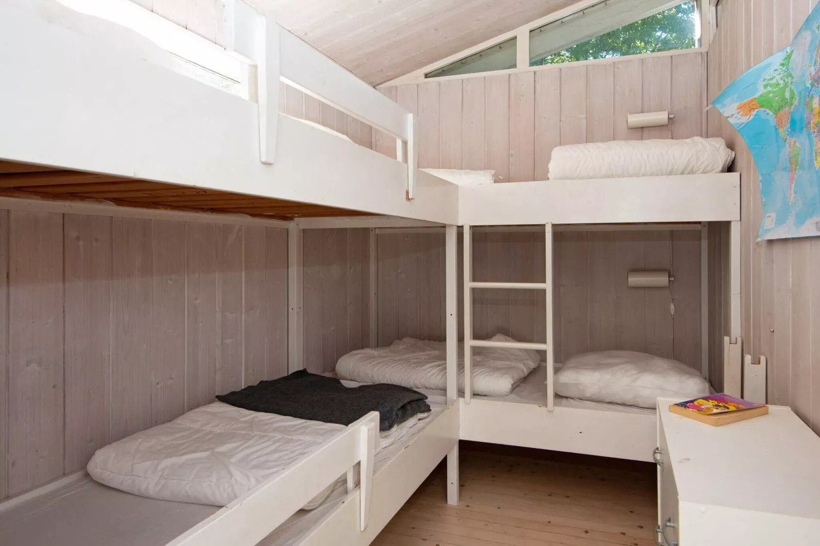 8 person holiday home in Rønde-By Traum-Indoor