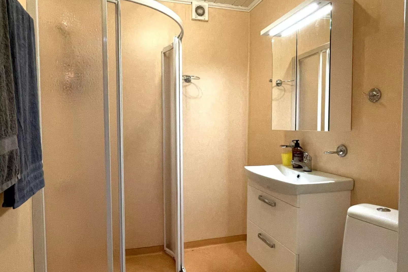 6 Personen Ferienhaus in BENGTSFORS-By Traum-Innenbereich
