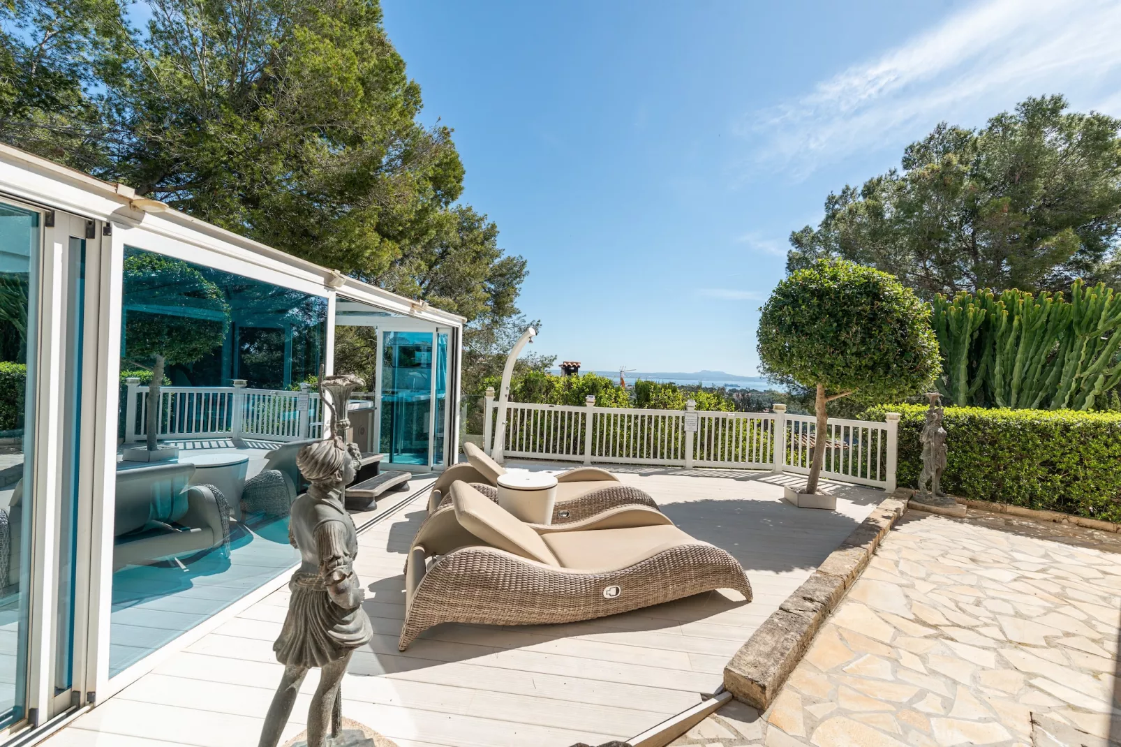 Villa Ocean View-Exterior summer