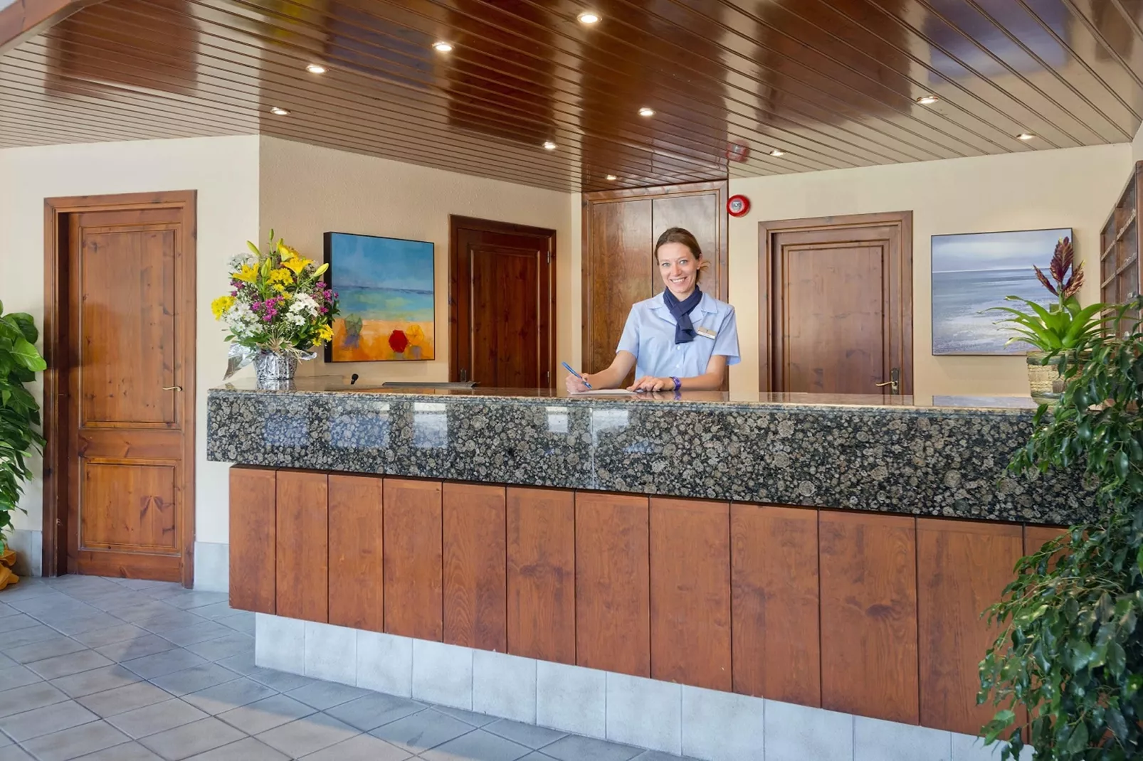 Tossa E-Reception hall