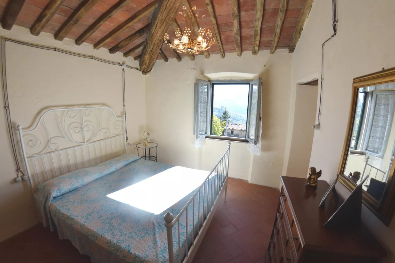 Renzo Due-Bedroom