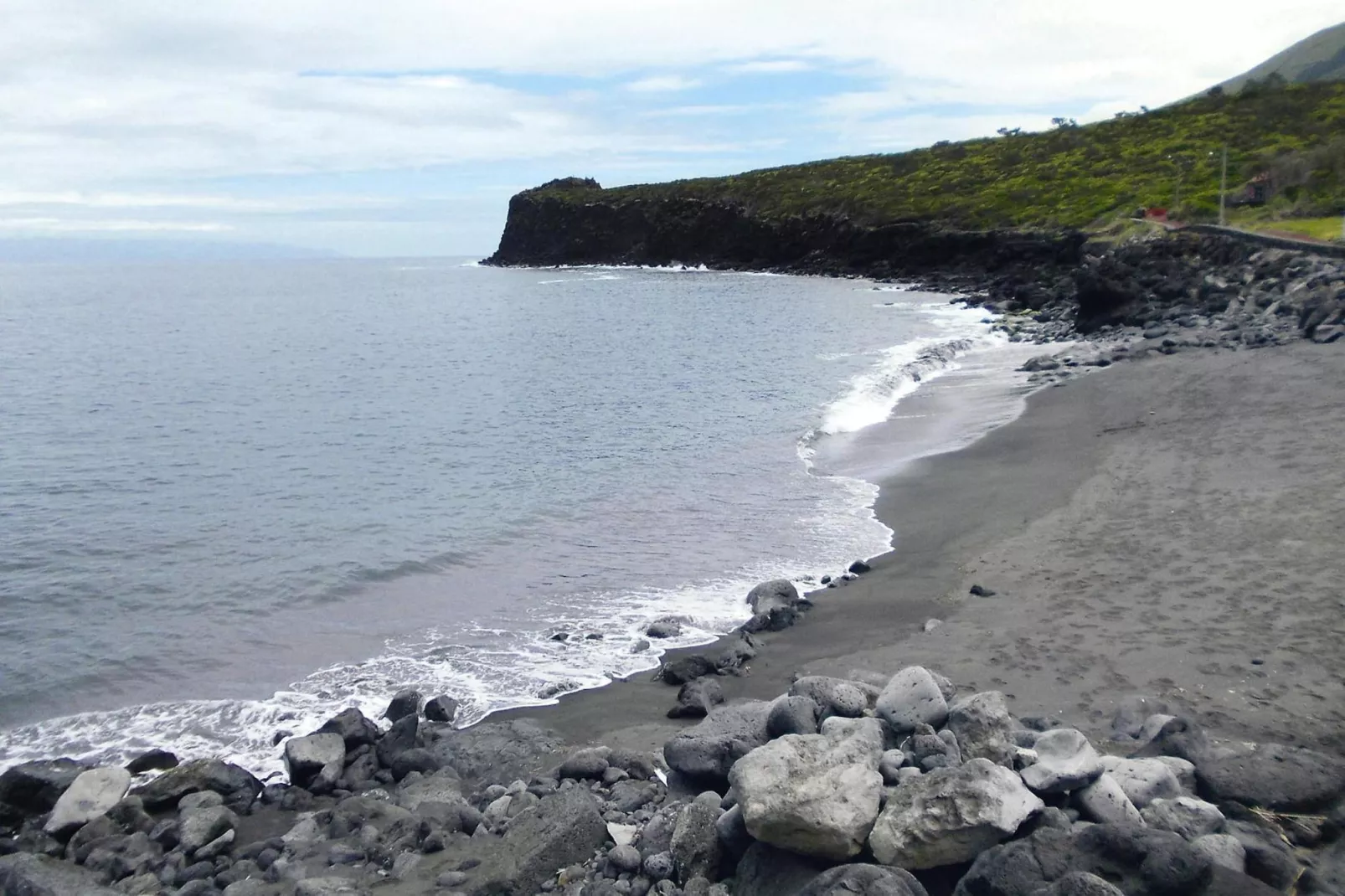 Ferienhäuser Adegas do Pico in Prainha // Adega T2 70-90m2 / sea-Areas summer 5km