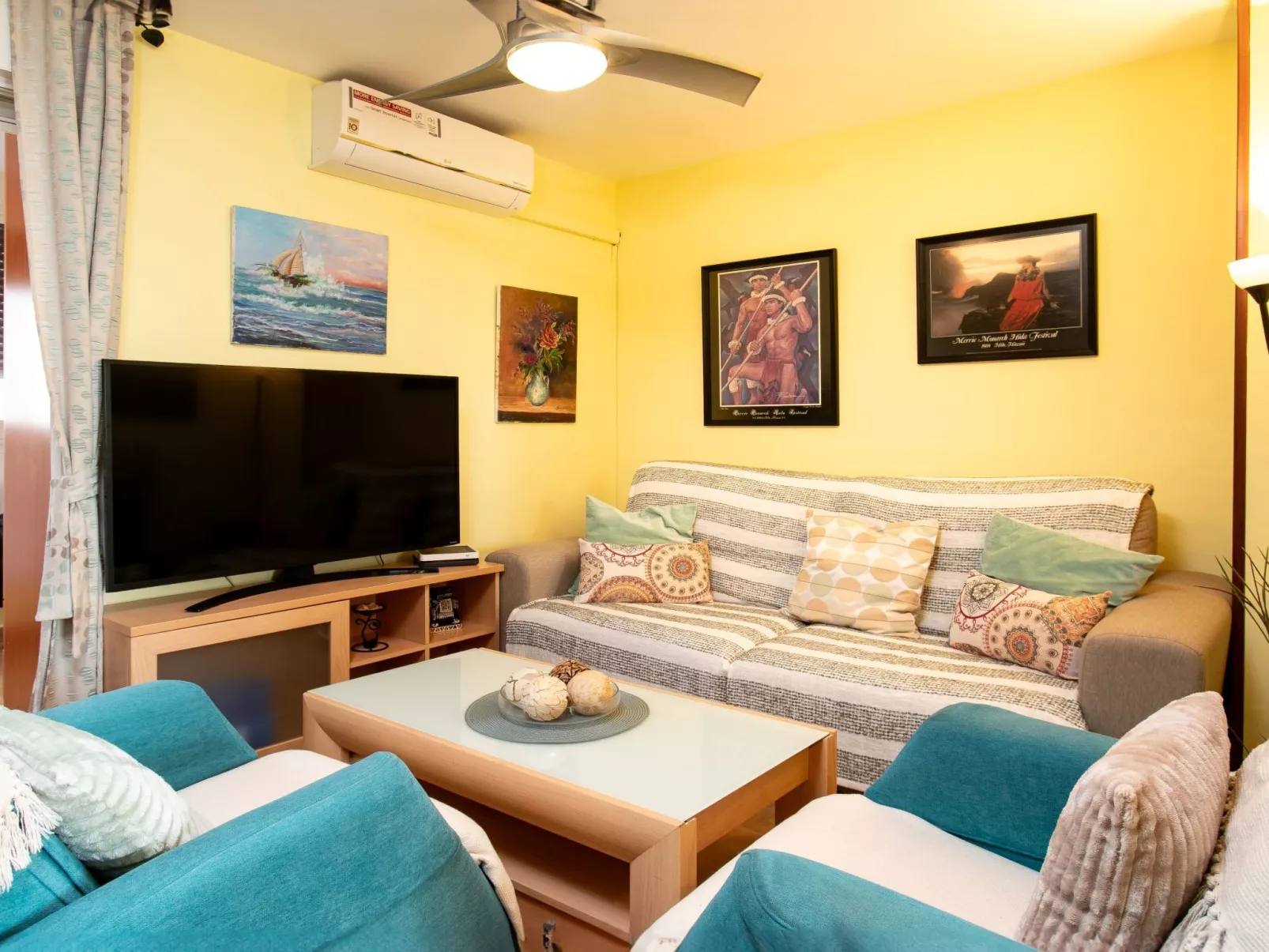 Acosta beachfront-Inside