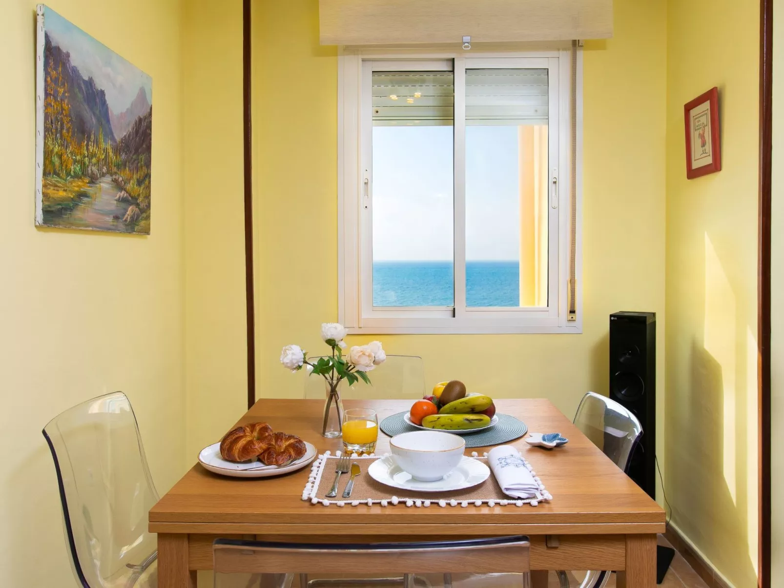 Acosta beachfront-Inside