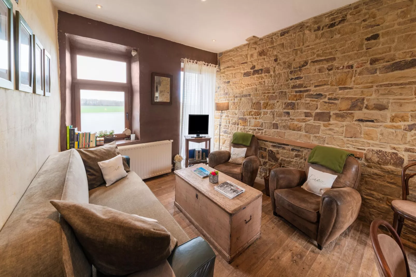 Ramelot gite carpe diem-Living room