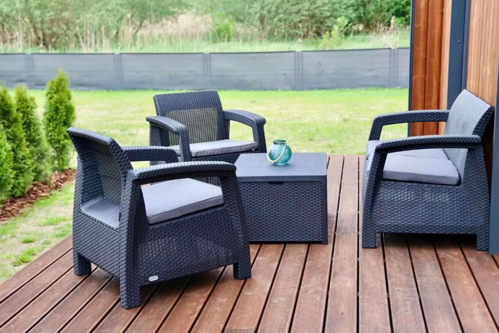 Połowa domu wakacyjnego przy plaży w Stepnicy-Terrace balcony