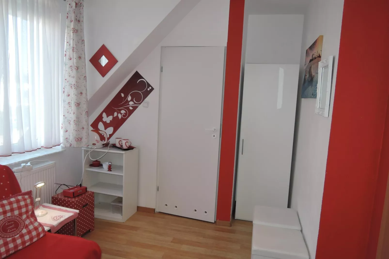 Dwójka czerwona II piętro-Living room