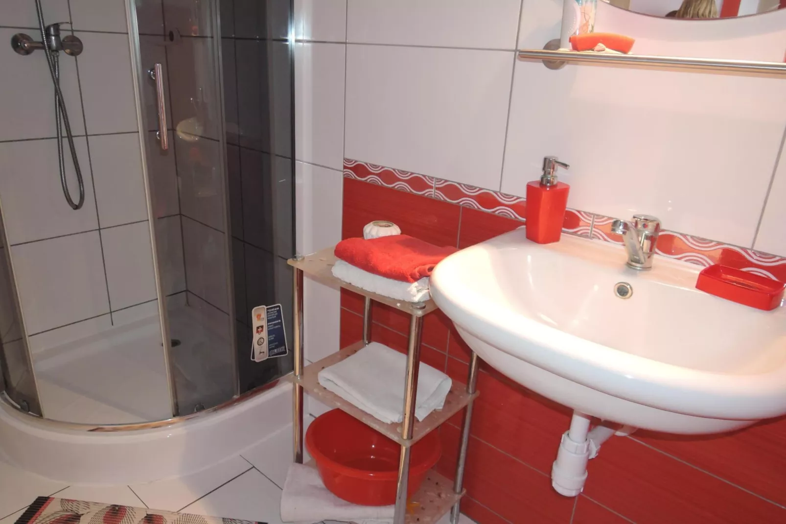 Dwójka czerwona II piętro-Bathroom