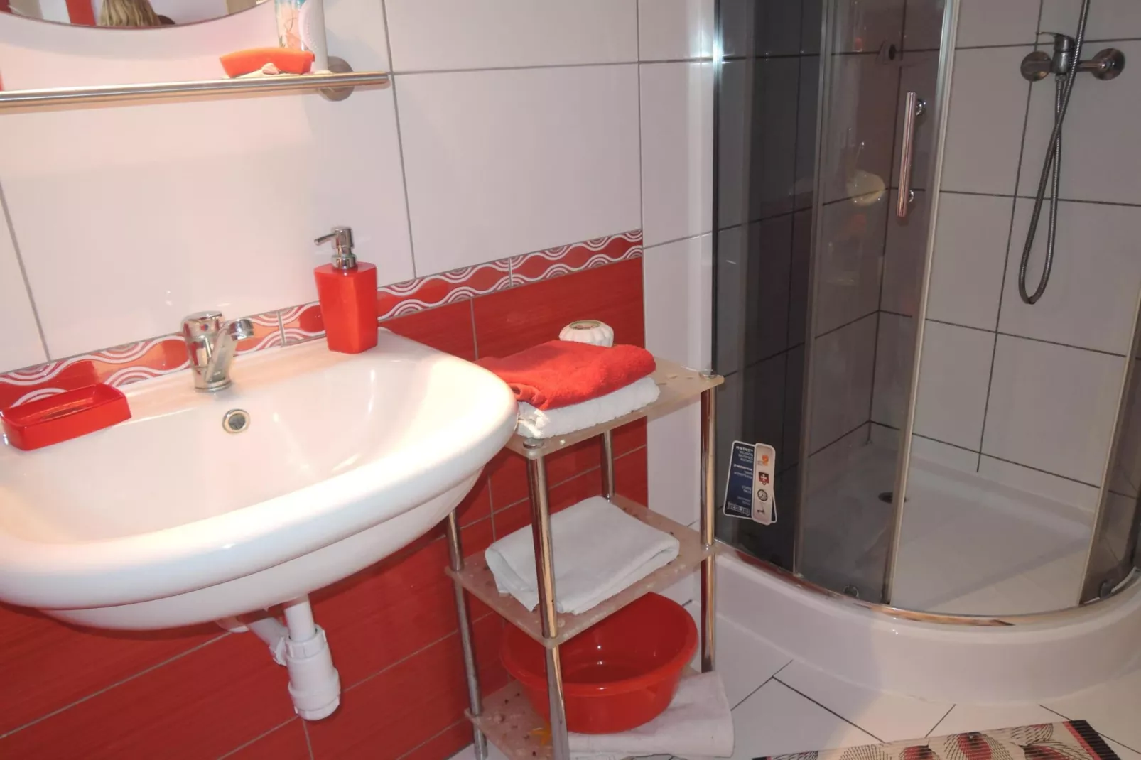 Dwójka czerwona II piętro-Bathroom