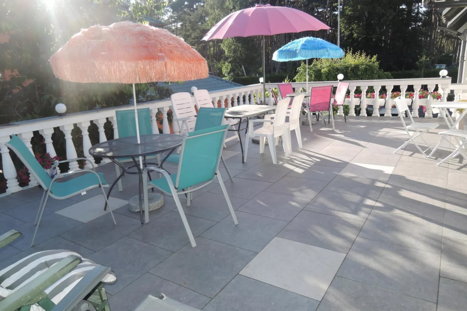 Dwójka czerwona II piętro-Terrace balcony