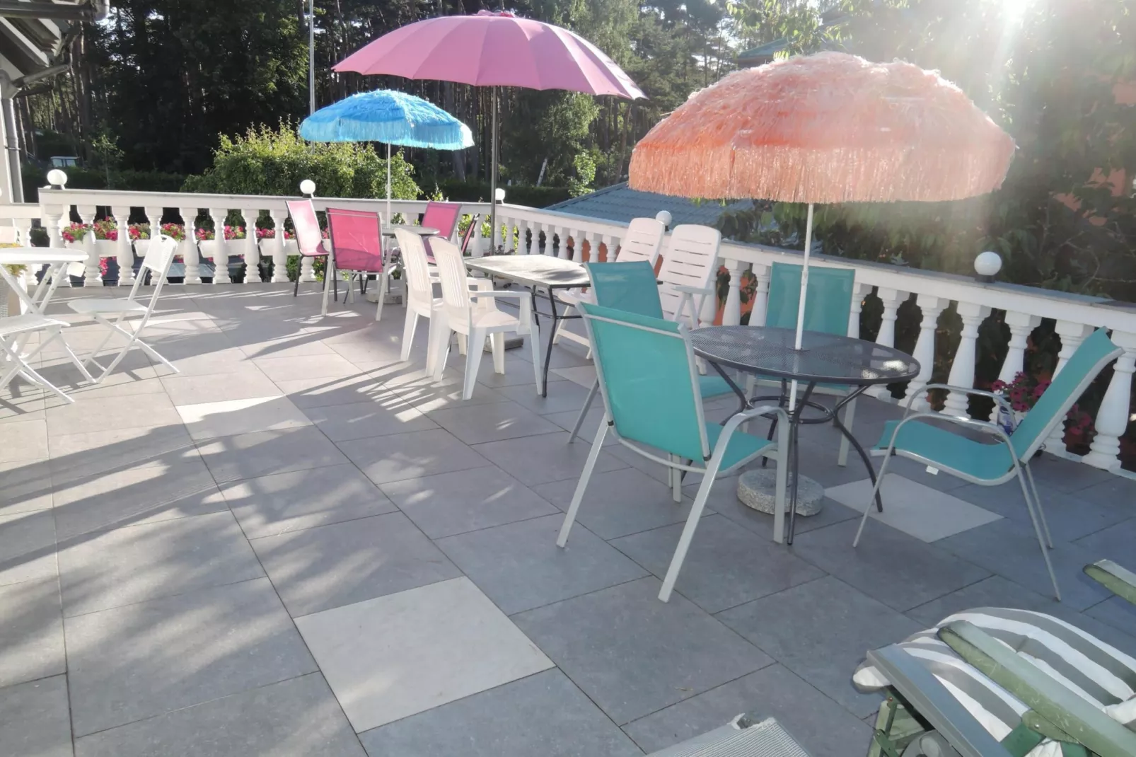Dwójka czerwona II piętro-Terrace balcony