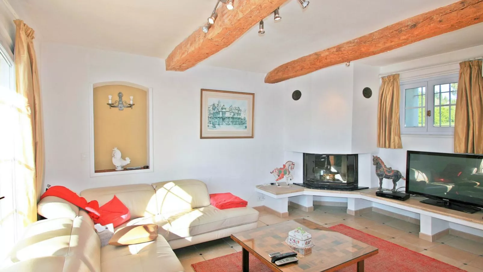 Mas de la Peirouard-Living room