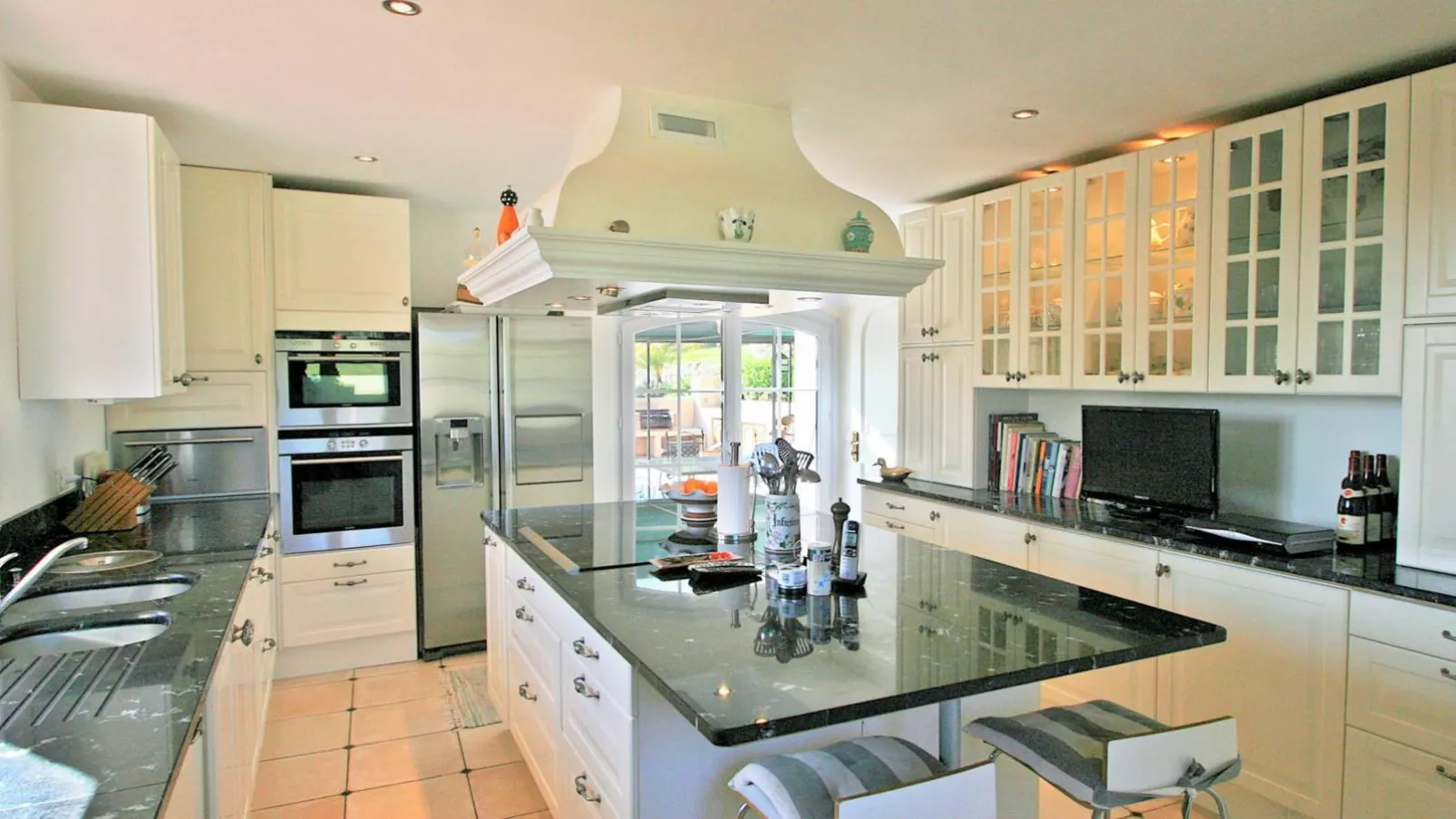Mas de la Peirouard-Kitchen