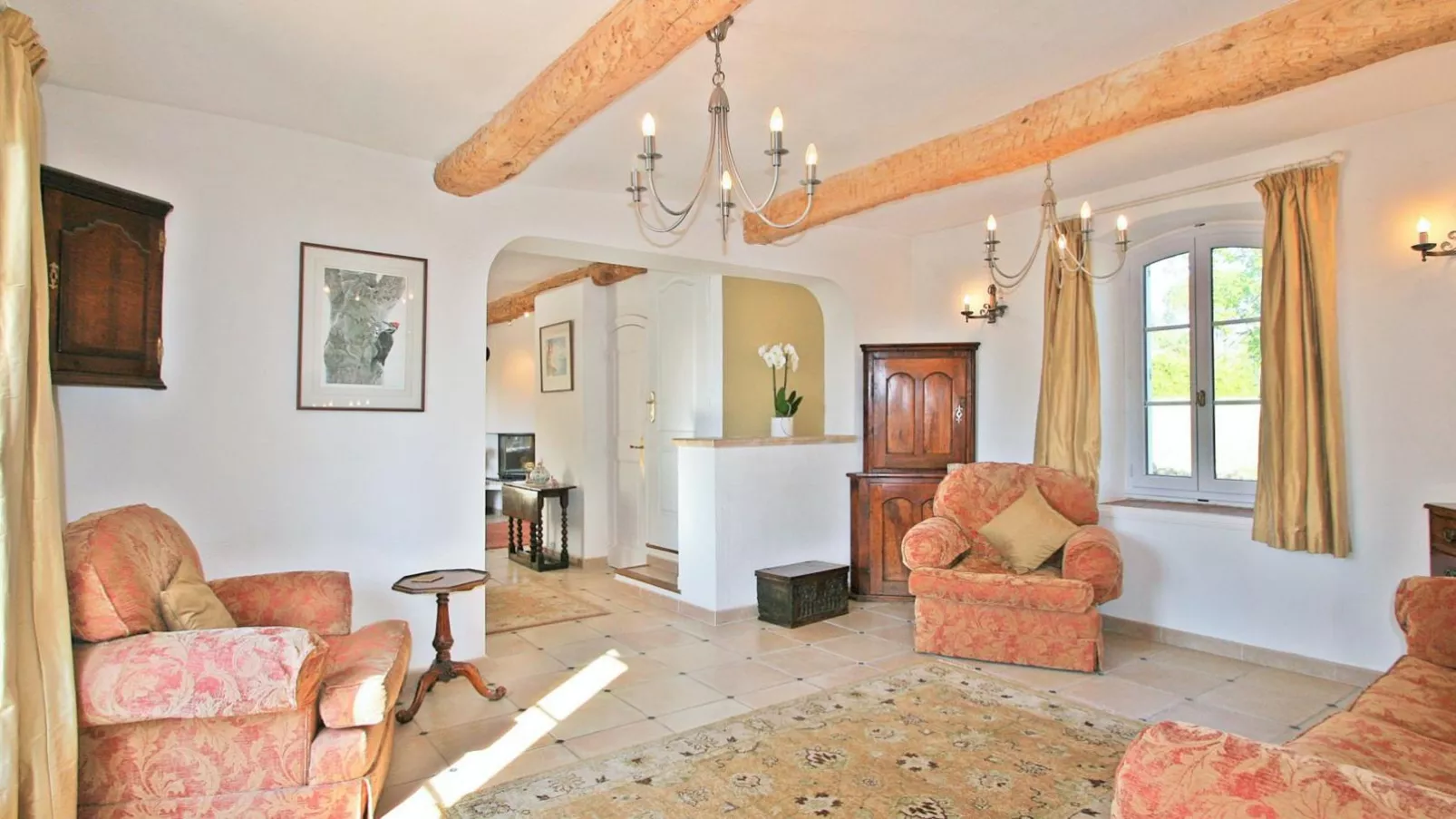 Mas de la Peirouard-Living room
