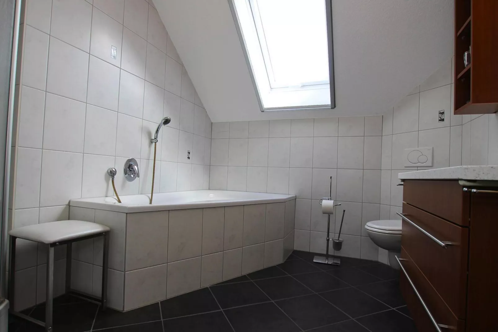 OG 45 qm-Bathroom