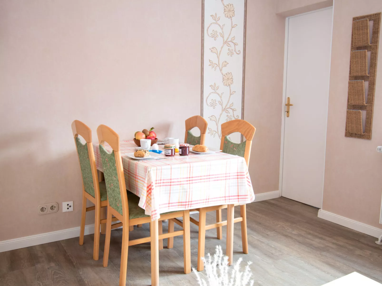 Nordstrand-Inside