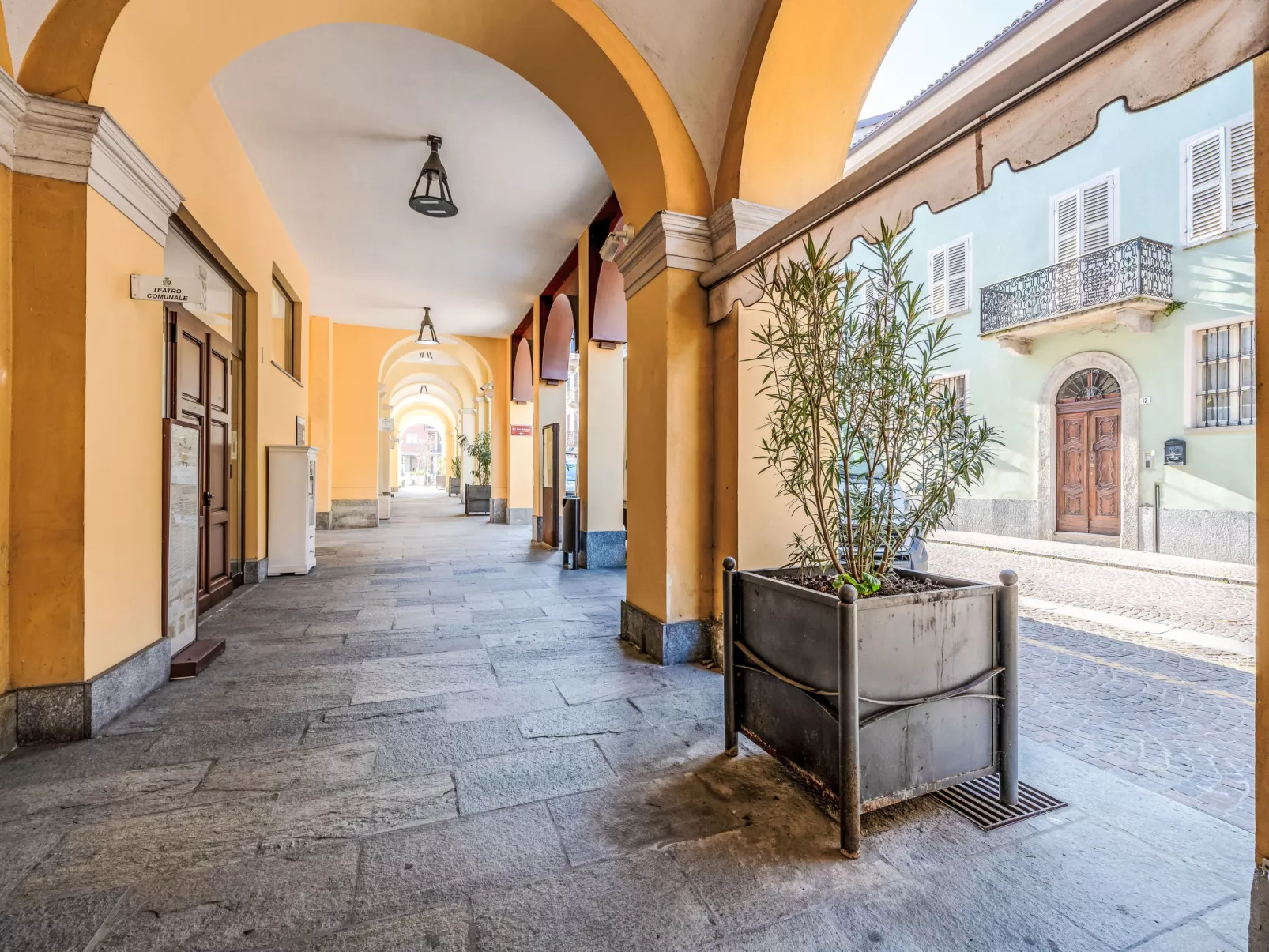 Barbero-Outside