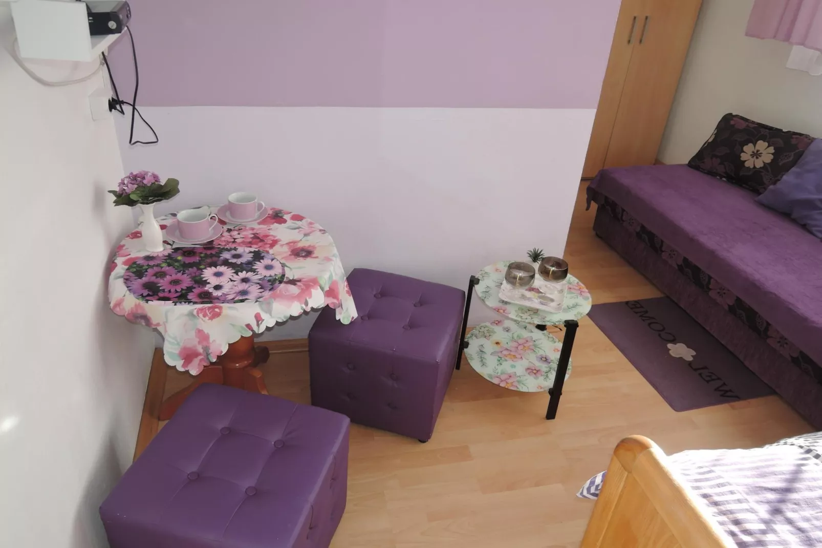 Dwójka fioletowa I piętro-Bedroom