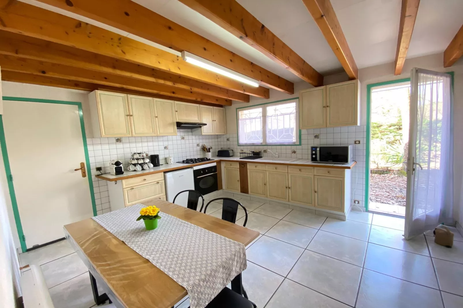Holiday home Grayan-et-l'Hôpital-Salle à manger