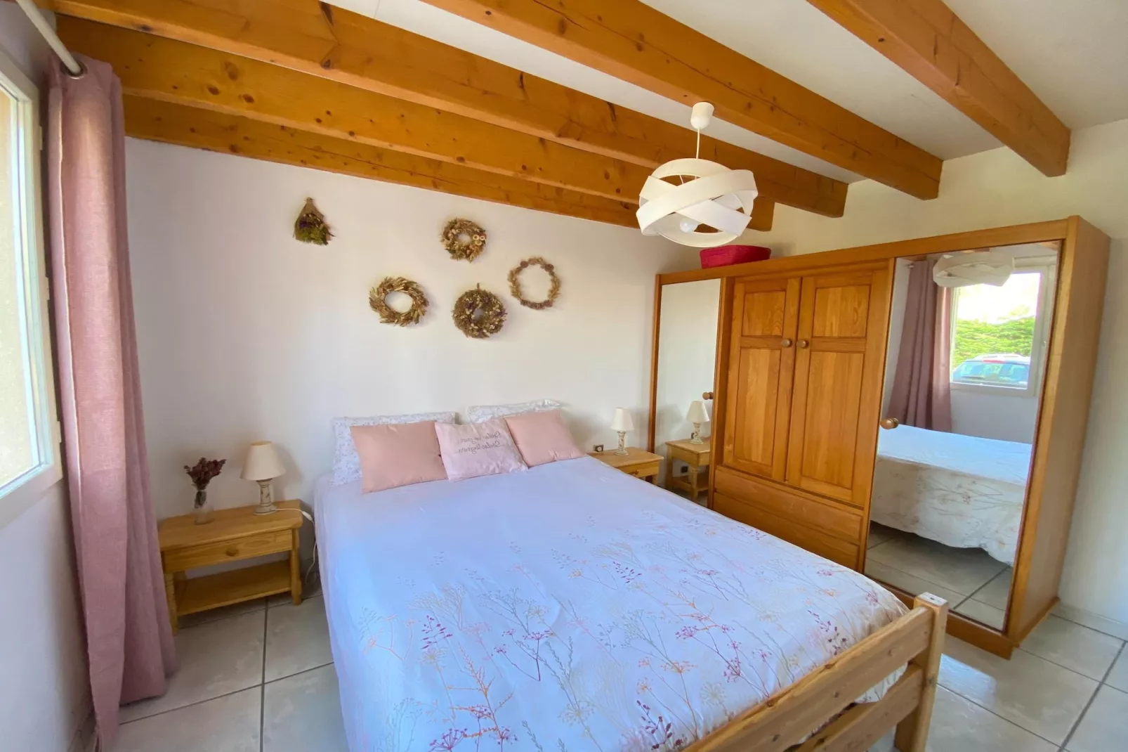 Holiday home Grayan-et-l'Hôpital-Chambre