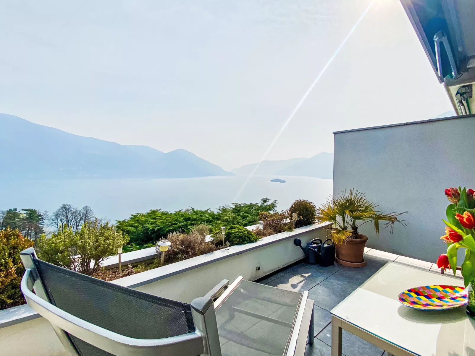 Lakeview App 501-Outside
