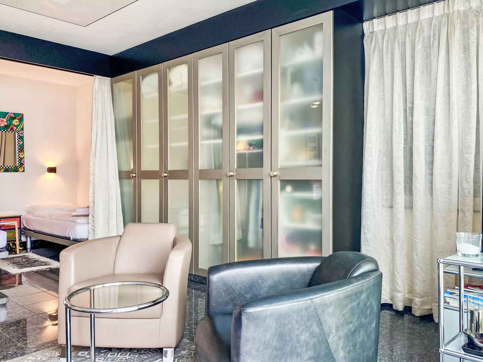Lakeview App 501-Inside