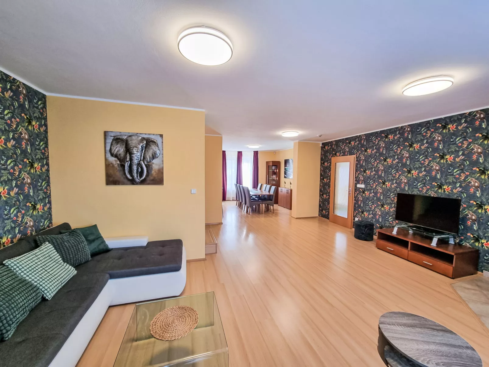 Garden & Terrace Villa-Inside
