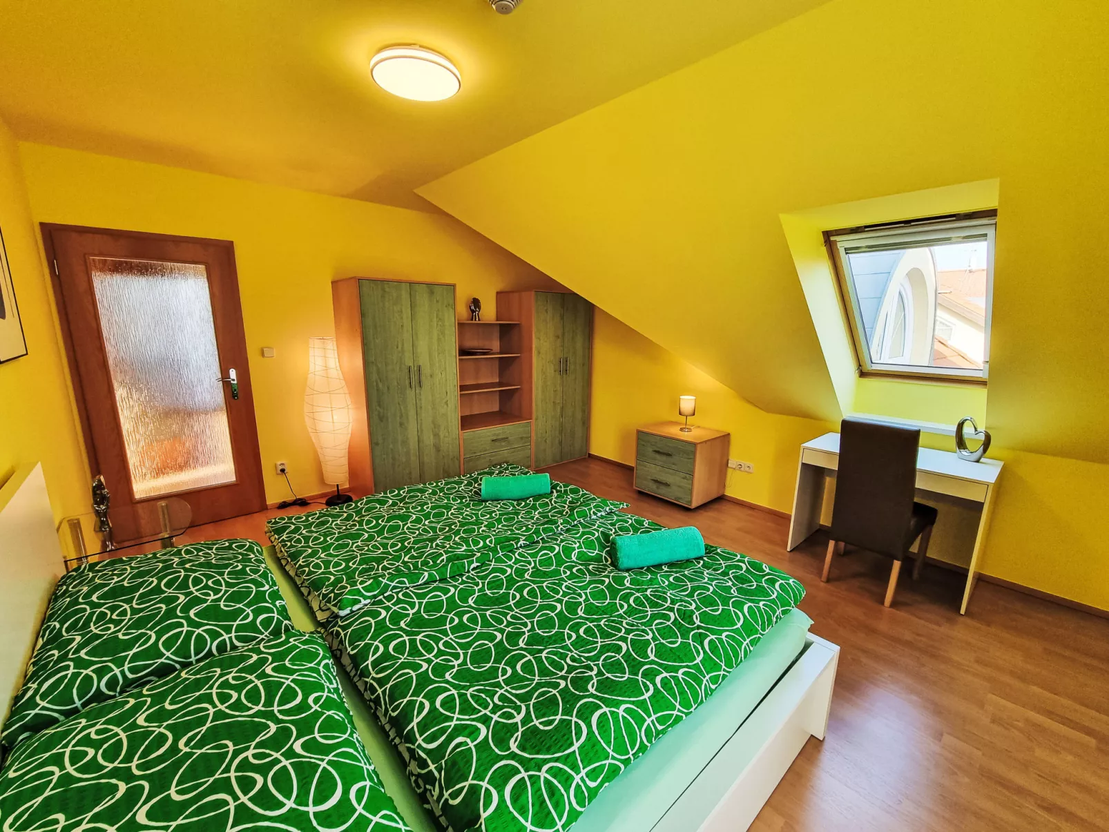 Garden & Terrace Villa-Inside