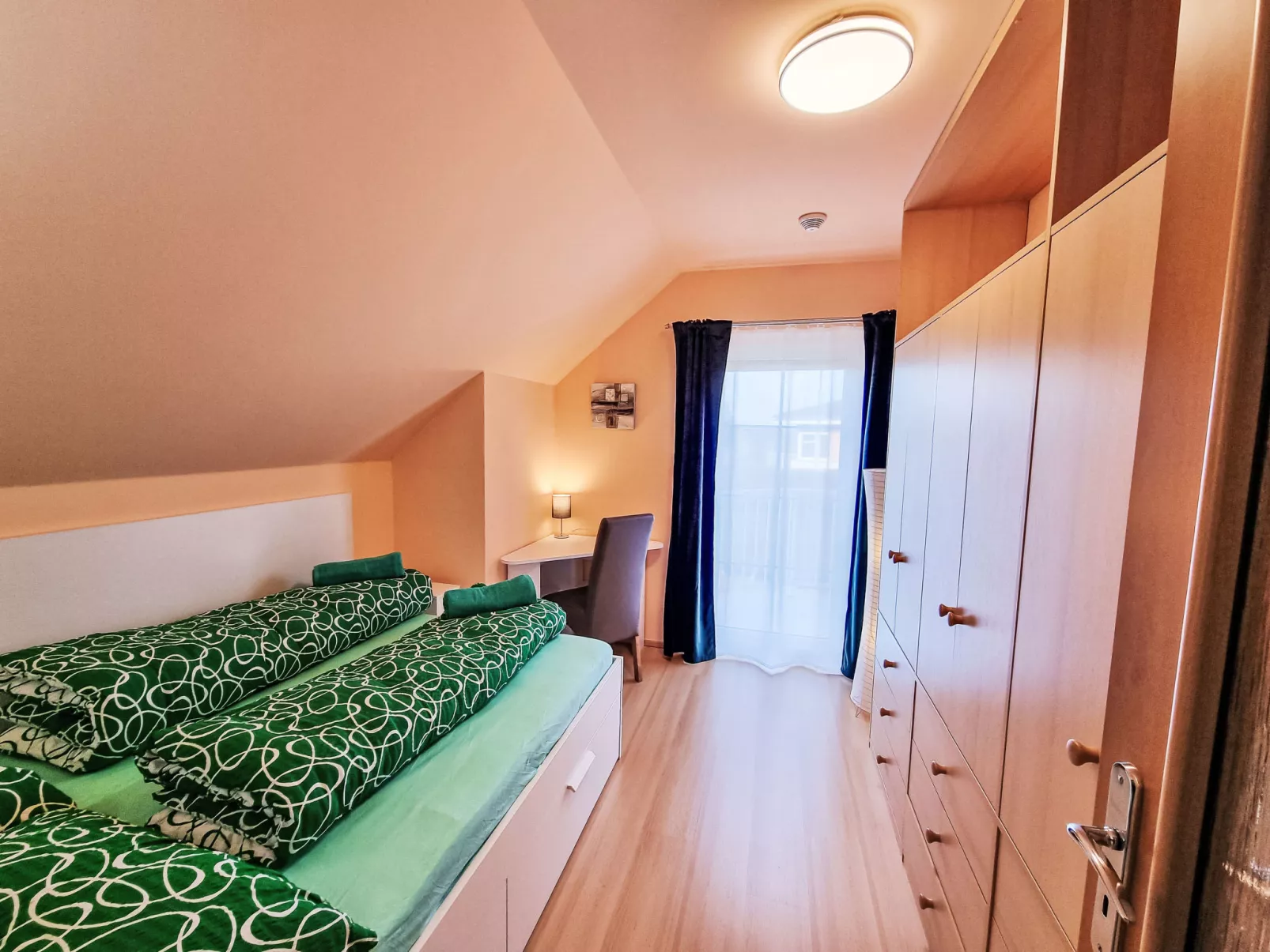 Garden & Terrace Villa-Inside