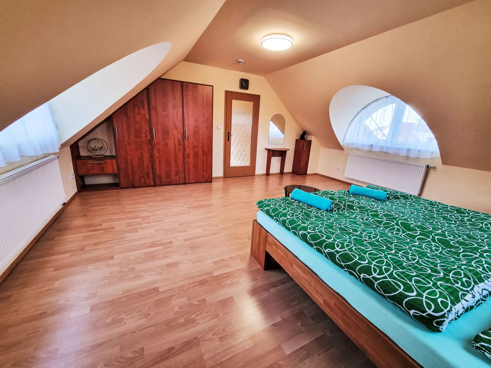 Pool & Garden Villa-Inside