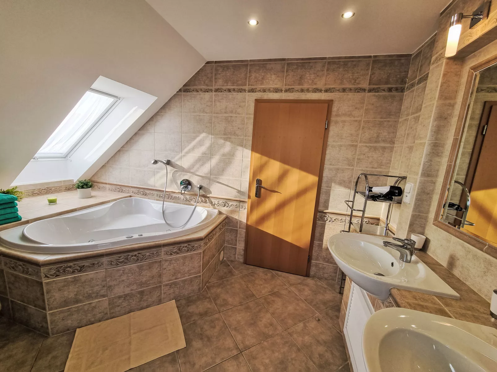 Pool & Garden Villa-Inside