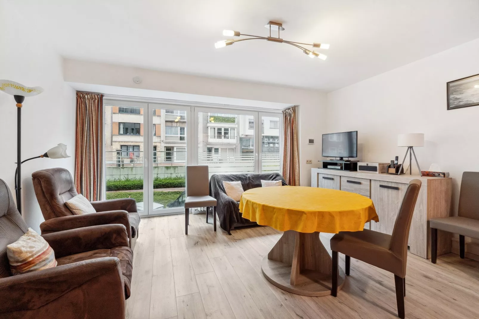 Mare Nostrum  1G-Dining room