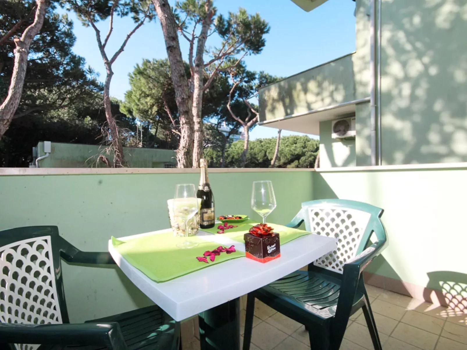 Veranda-Outside