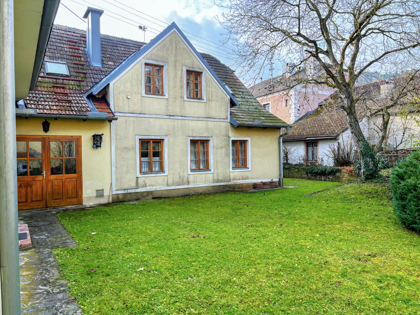 Alte Post-Outside