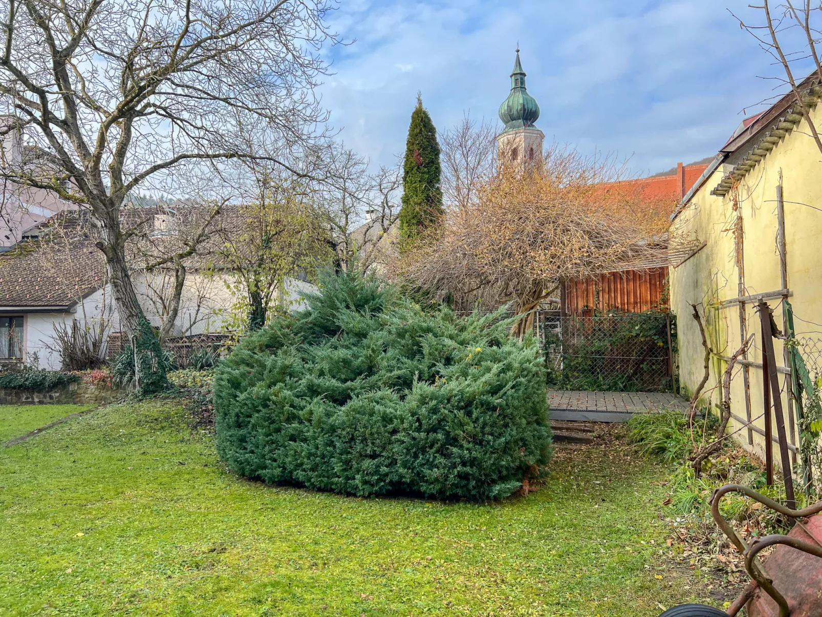 Alte Post-Outside
