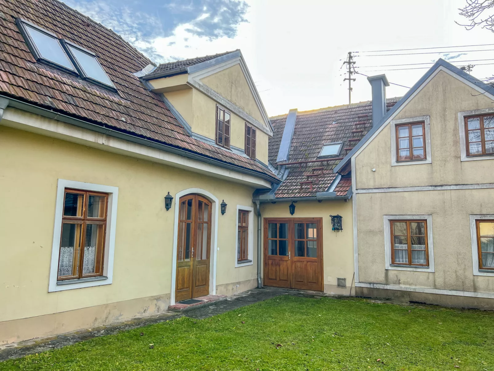 Alte Post-Outside