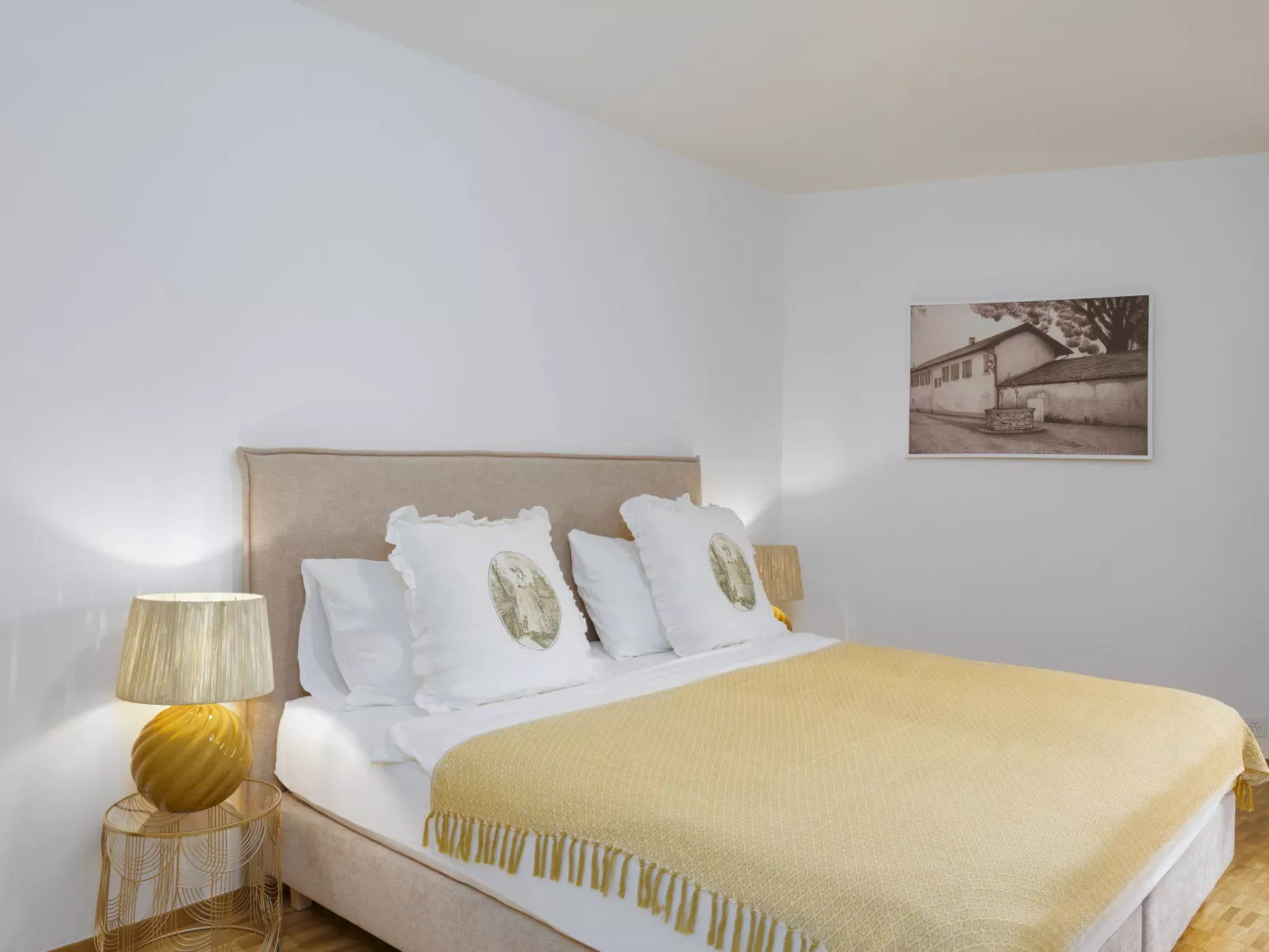 Suite Modern-Inside