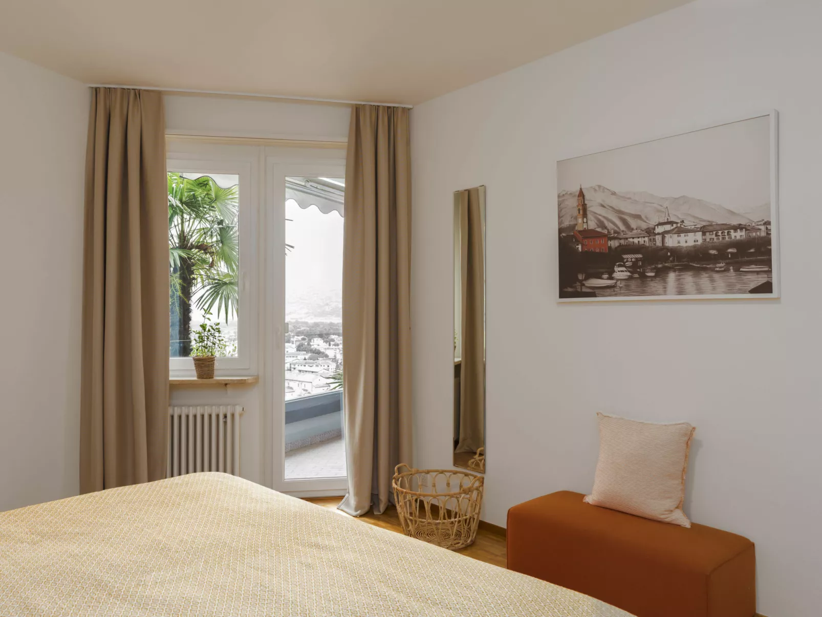 Suite Modern-Inside