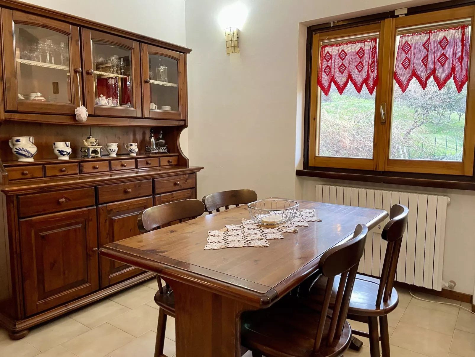 Nel Castagneto-Inside
