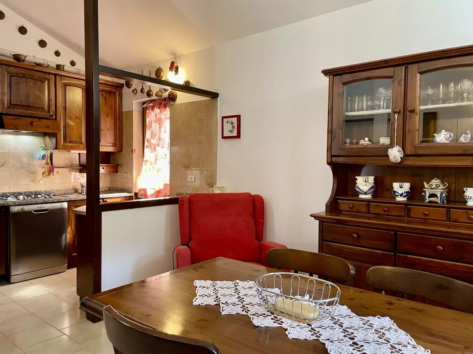 Nel Castagneto-Inside
