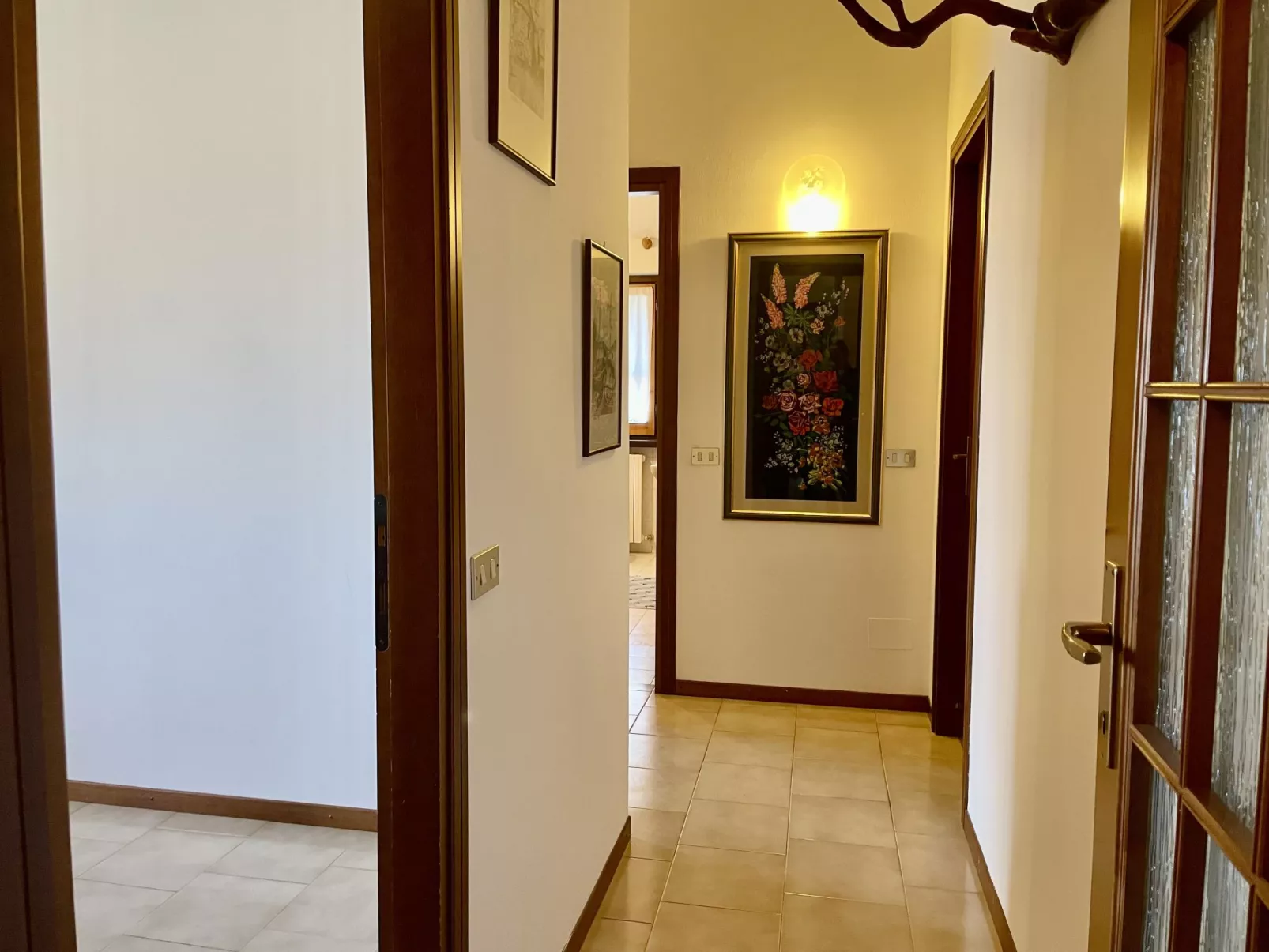 Nel Castagneto-Inside