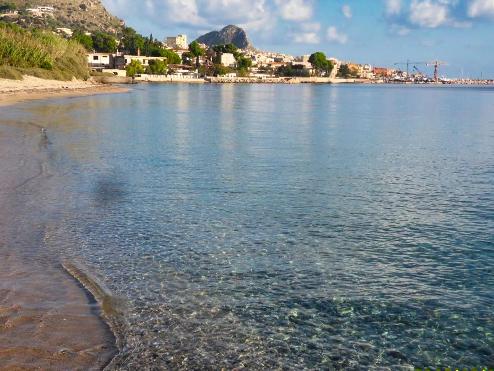 Cicladi Amorgos-Outside