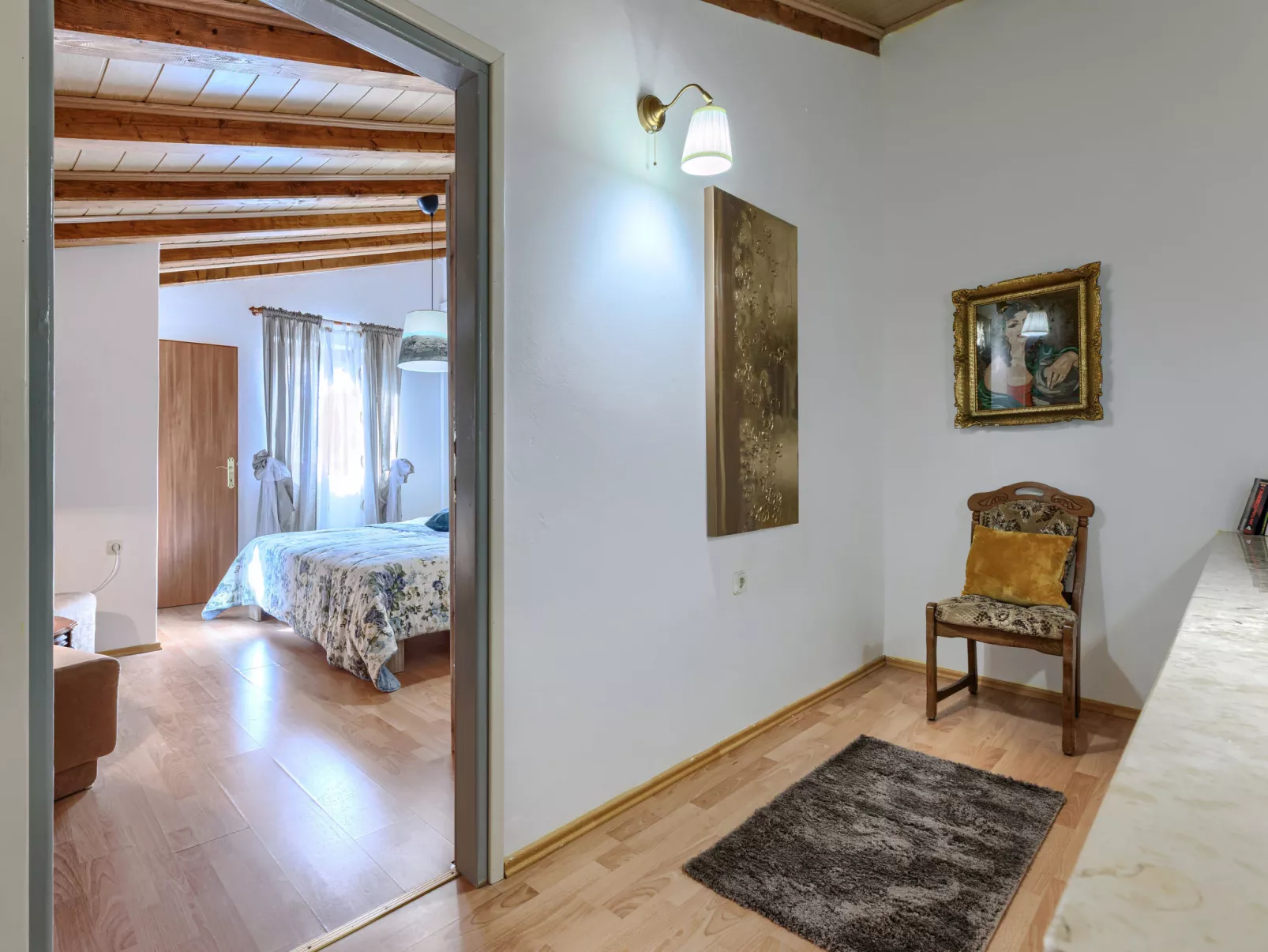 Rotonda-Inside
