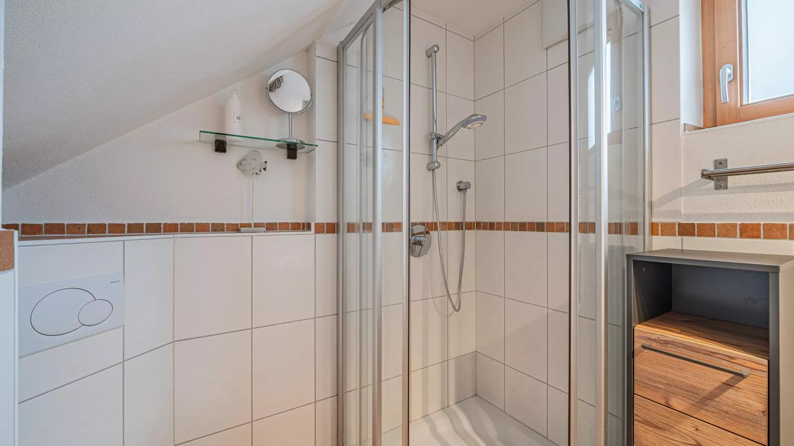 IndieBerge-Bathroom