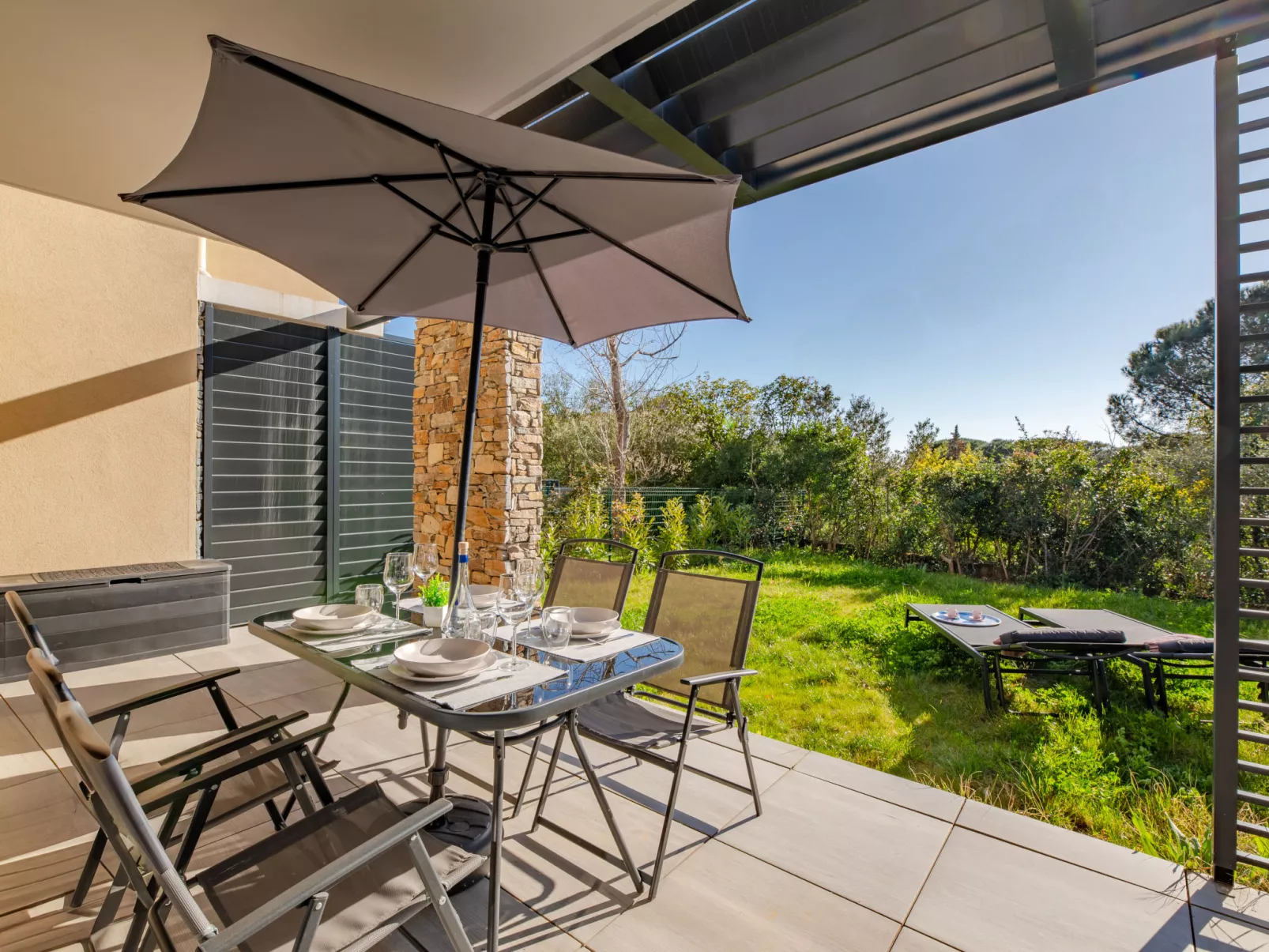 Le Clos d'Alice-Outside